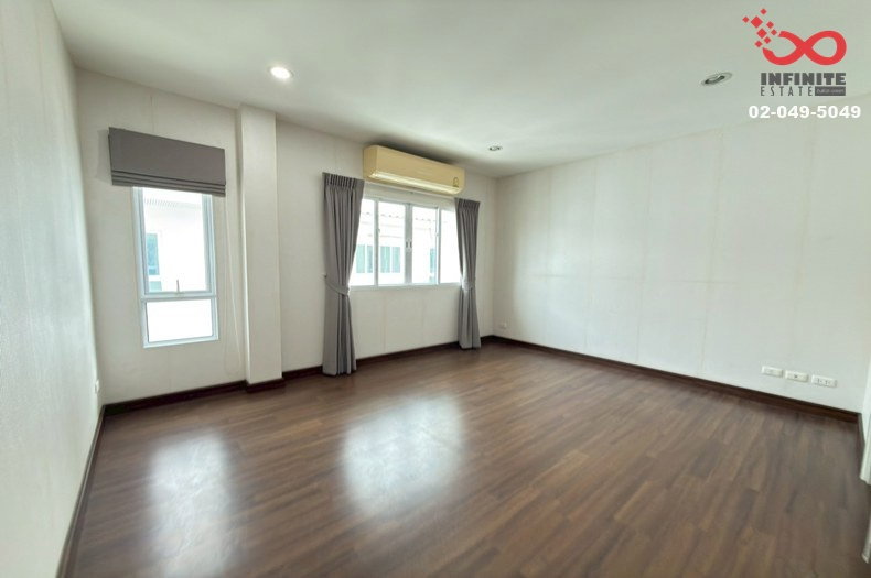 รูป ให้เช่าทาวน์โฮม 3 ชั้น สุขุมวิท 62 หมู่บ้านลีออง ใกล้ทางด่วน , BTS บางจาก  - รูปที่ 8/14