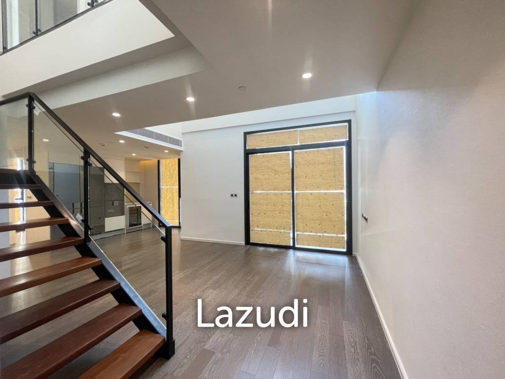 รูป 112 Sqm 2 Bed MUNIQ Sukhumvit 23 - รูปที่ 2/18
