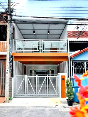 ขายทาวน์โฮม : ขายทาวน์เฮาส์ โครงการ พระปิ่น 3 2 ชั้น 3 ห้องนอน 2 ห้องน้ำ