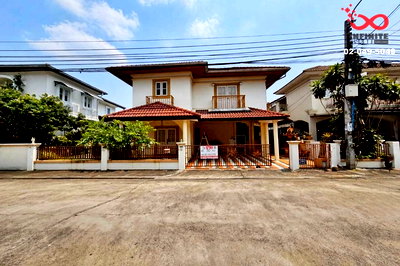 ขายบ้านเดี่ยว : ขายบ้านเดี่ยว 50 ตร.ว. 2 ชั้น ม.ชวนชื่น ลาดพร้าว ถนนประดิษฐ์มนูธรรม - สุคนธสวัสดิ์