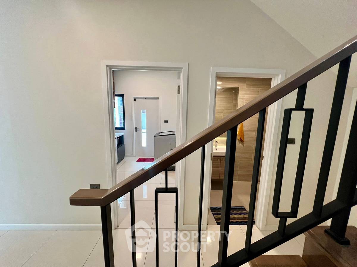 รูป บ้านเช่า 4 ห้องนอน ในโครงการบริทาเนีย บางนา-กม.12 เขตบางพลีใหญ่ (ID 2833656) - รูปที่ 5/27