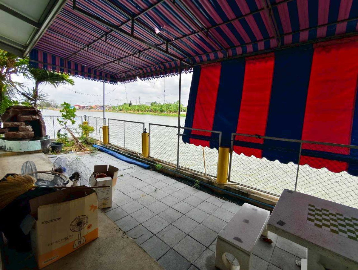 รูป ขายบ้านเดี่ยวชั้นเดียว ริมน้ำ บรรยากาศรีสอร์ท ถนนศรีวารี ใกล้สนามบินสุวรรณภูมิ - รูปที่ 8/19