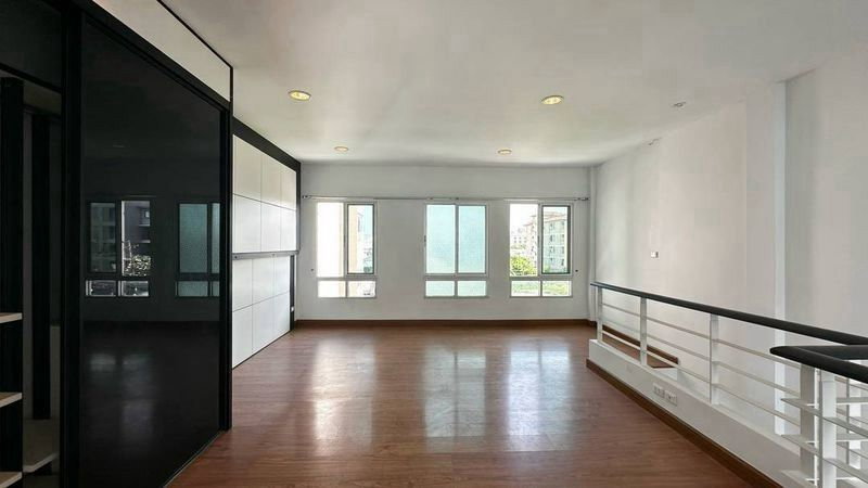 รูป ✨✨✨บ้านใหม่ไม่เคยอยู่อาศัย 🏡 บ้านกลางเมือง เออร์บาเนี่ยน ลาดพร้าว 71 - รูปที่ 13/16