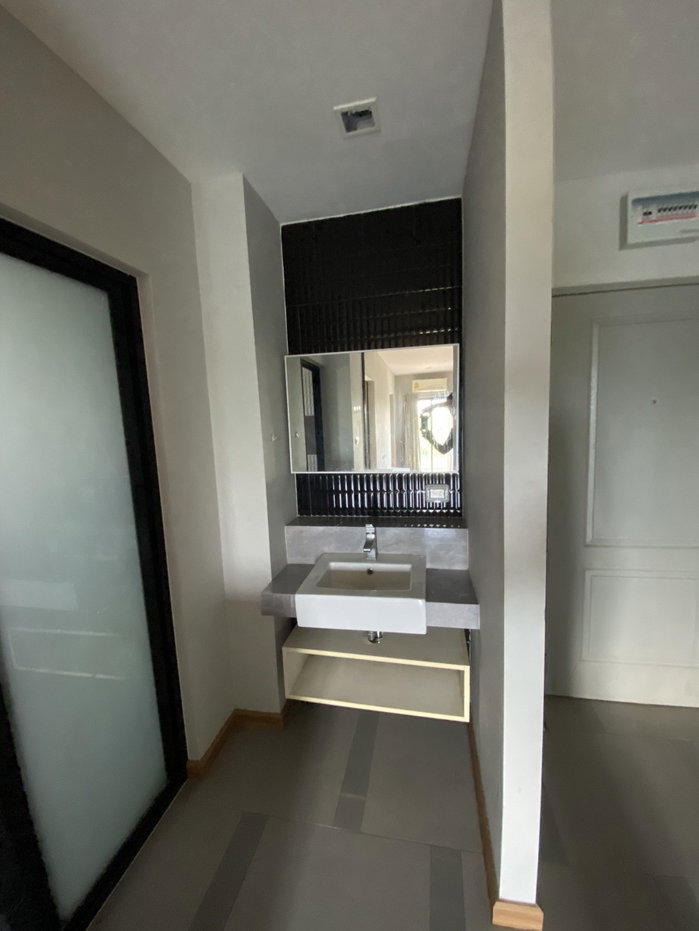 picture CONDO 46.37 Sq.m. Bang Sao Thong Samut Prakarn for 2.3M - 5/21