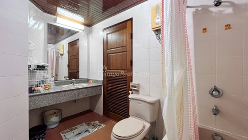 🛏️ 1 ห้องนอน - 🛁 1 ห้องน้ำ - 🏙️ Sea View - 🇹🇭 ชื่อไทย - 🏢 Sky Beach Condominium Pattaya - รหัส: SKYB08