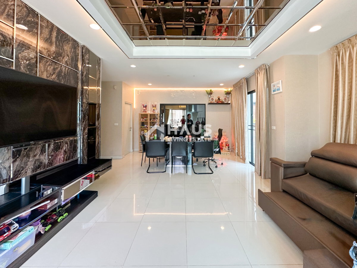 picture Setthasiri Charun - Pinklao / 4 Bedrooms #HRP1054 - 5/20