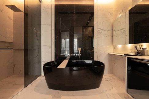 LTH15217 ✨ Sophisticated City Living | High-Floor Condo near BTS Thonglor | 120K