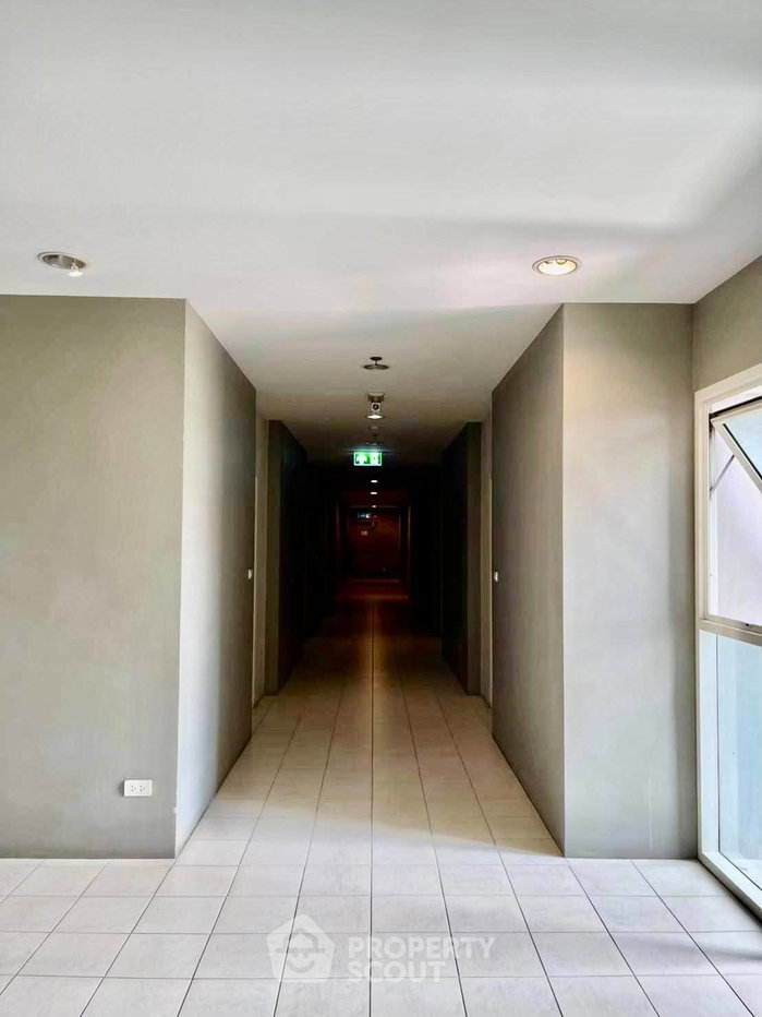 รูป คอนโด 1 ห้องนอน The Light House Sathorn–Chareonnakorn ใกล้ BTS กรุงธนบุรี (ID 2834010) - รูปที่ 9/11