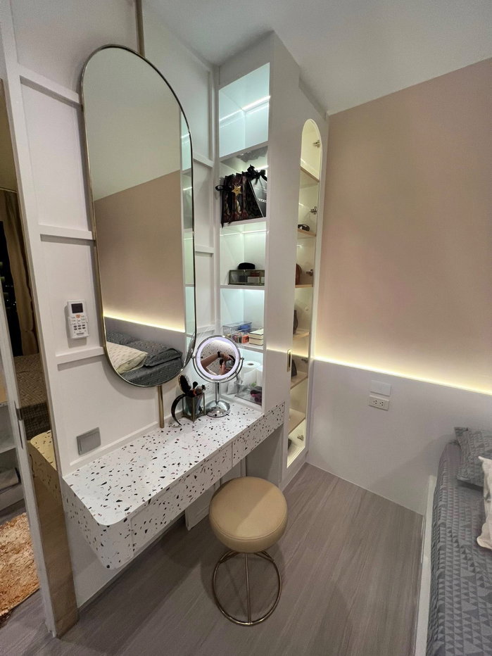 picture SALEð§Ą Life Asoke Rama 9 - KC132 - 8/10