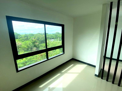 Condos for sale : CONDO 22.29 Sq.m. Bang Sao Thong Samut Prakarn for 1.1M