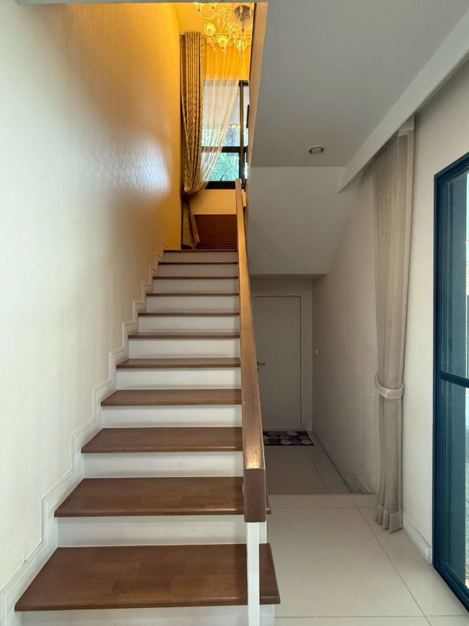 รูป P0696/ให้เช่าบ้านเดี่ยวหรูหลังมุม บุราสิริ พัฒนาการ (Burasiri Pattanakarn)  - รูปที่ 9/33