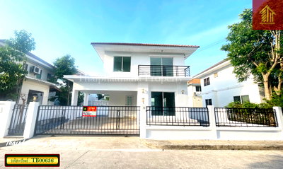บ้านเดี่ยว ถนนกรุงเทพ-ชลบุรี มอเตอร์เวย์ : บ้านเดี่ยวรีโนเวทใหม่ เพอร์เฟค เพลส สุขุมวิท 77 ใกล้ห้างโรบินสัน ลาดกระบัง สวยคุ้มค่าคุ้มราคา