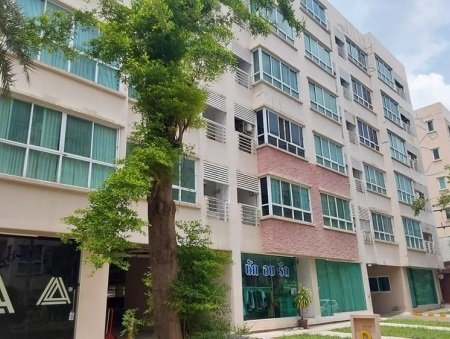 CONDO 68.4 Sq.m. Wang Thonglang Bangkok for 3.8M