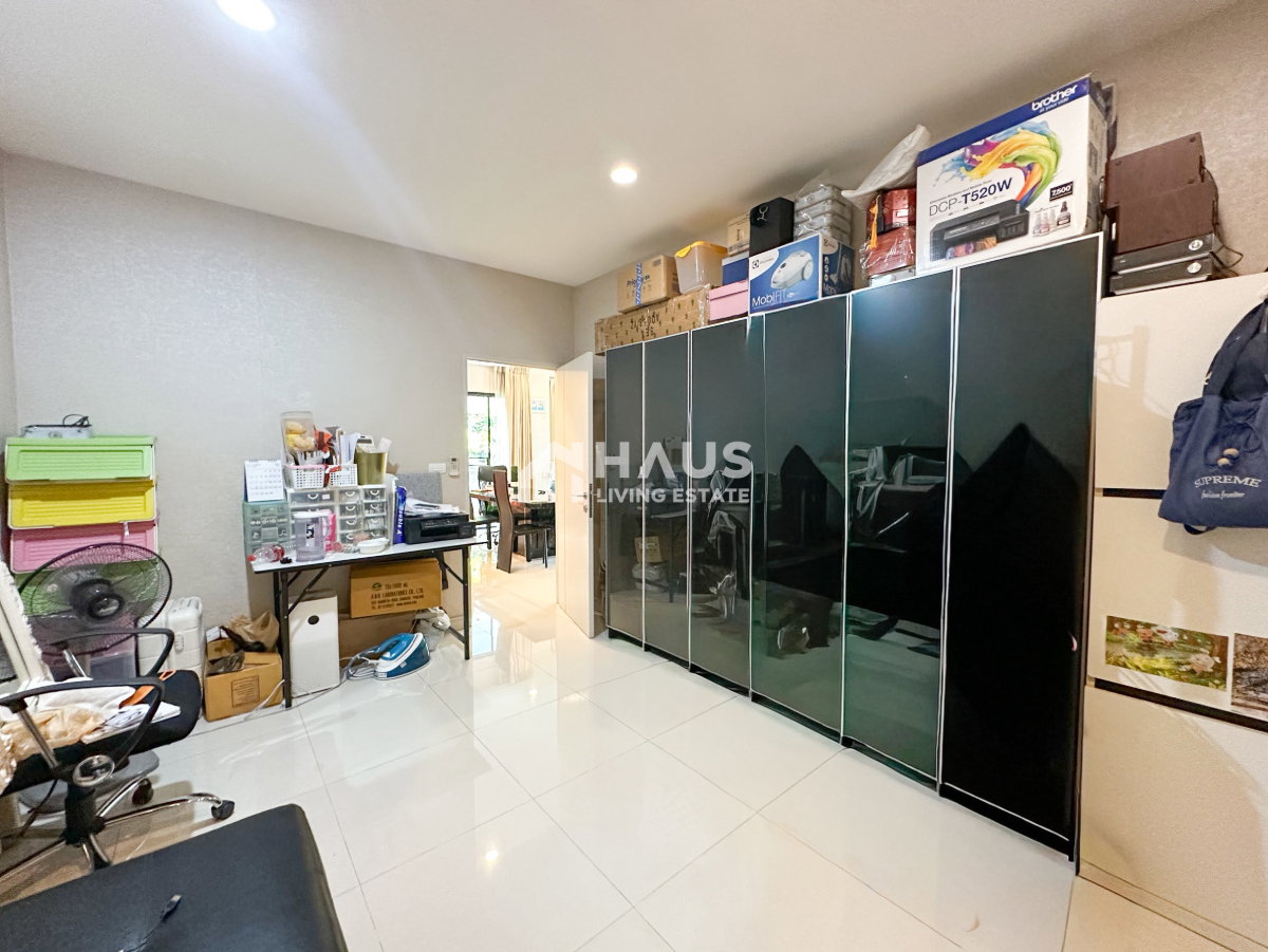 picture Setthasiri Charun - Pinklao / 4 Bedrooms #HRP1054 - 10/20