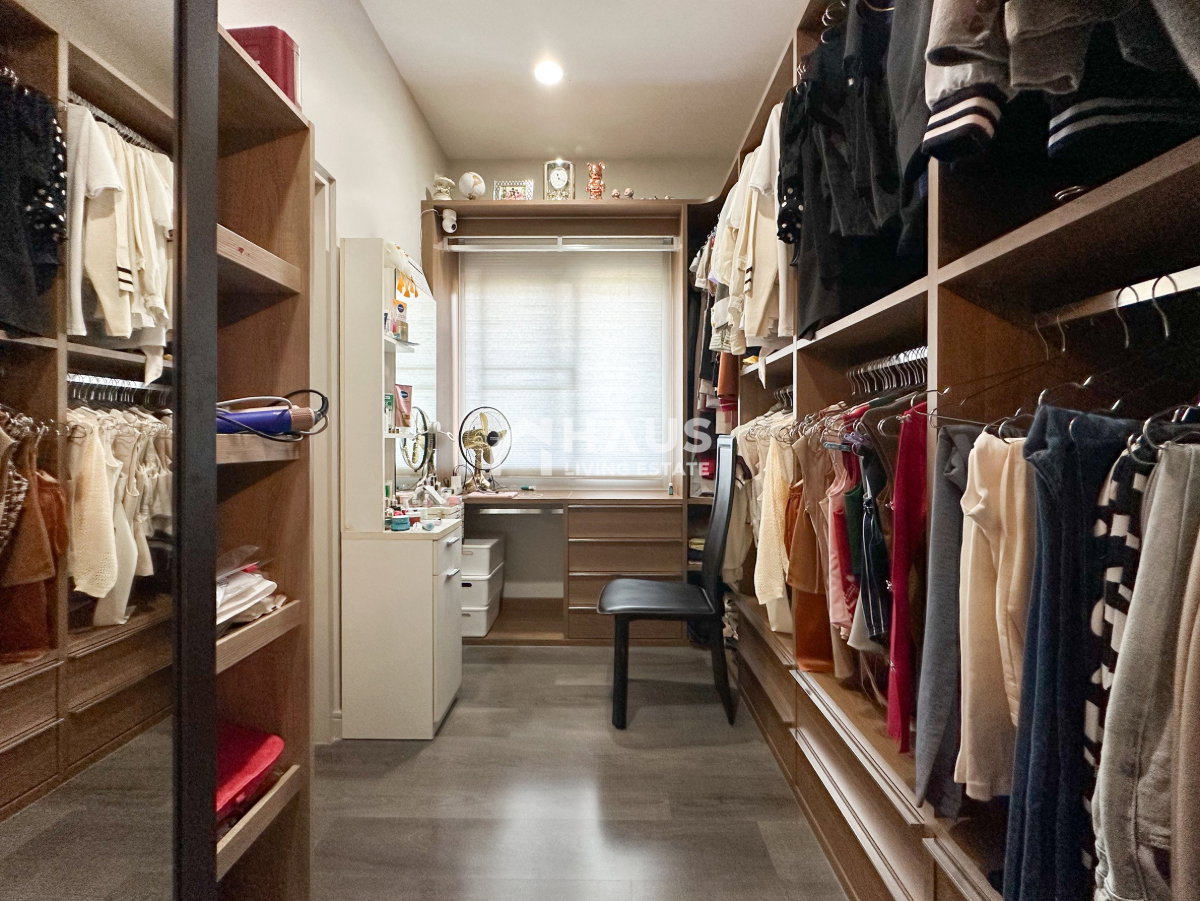 picture Setthasiri Charun - Pinklao / 4 Bedrooms #HRP1054 - 16/20