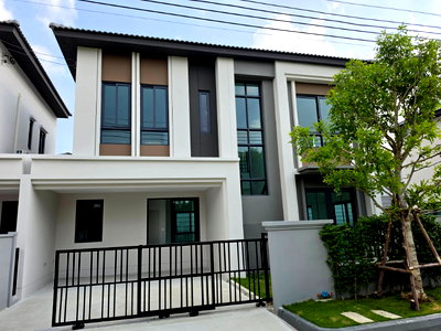 Houses for rent : ✨For rent Baan Klang Muang The Edition Srinakarin-Suanluang ✨LineID: @Propvel (with @ in front)✨