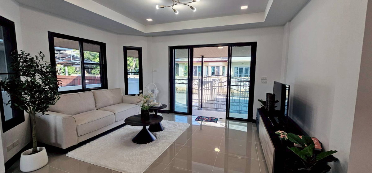 รูป S2968 ขายบ้านเดี่ยวตกแต่งใหม่ พร้อมอยู่ หมู่บ้านชัยพฤกษ์ 1 ถ.คุ้มเกล้า 7 - รูปที่ 9/20