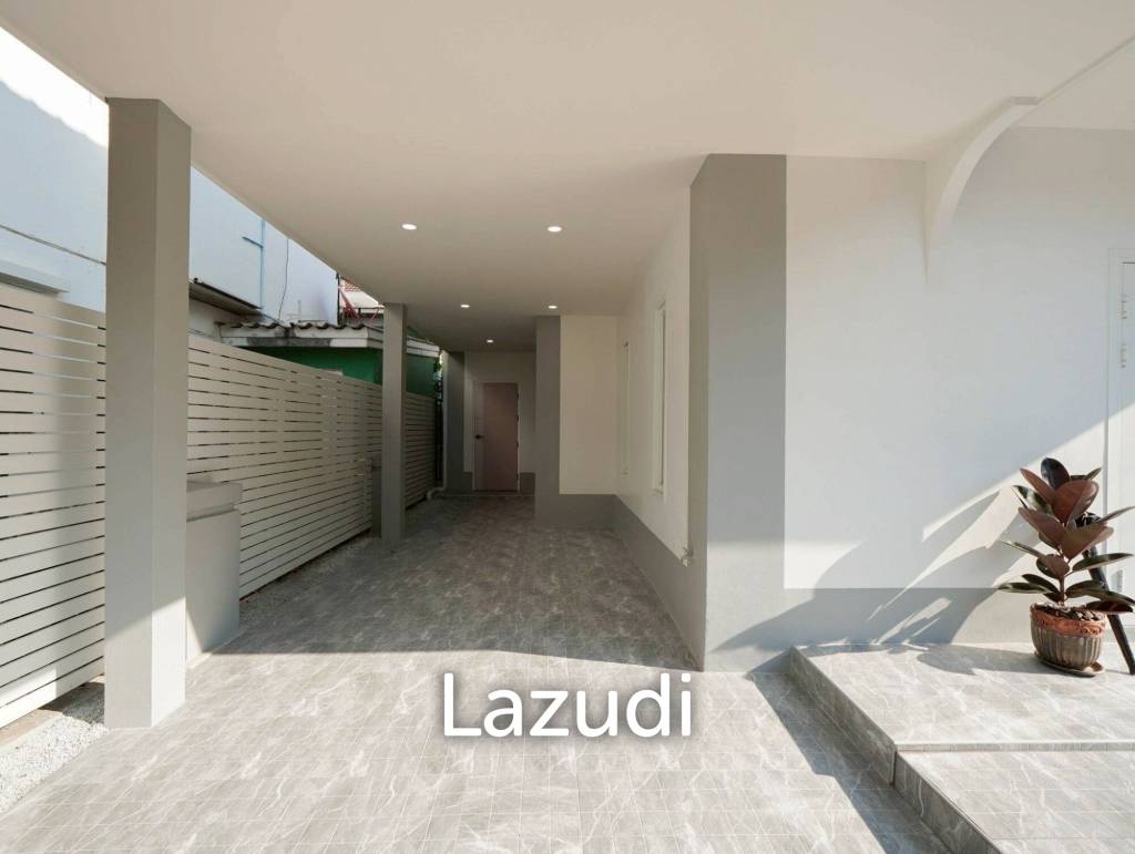 รูป ขายบ้านเดี่ยวแสนอบอุ่นและกว้างขวาง บ้านสวนลลนา พัทยา - รูปที่ 28/30