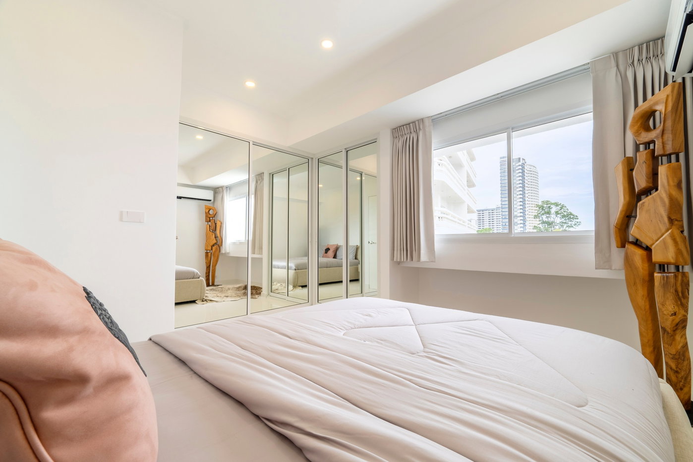 picture Sugar Beach Condominium for Sale Pratumnak Hill Sea View - 14/20