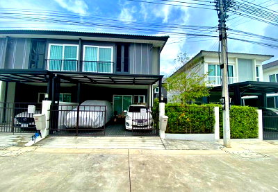 ขายบ้านแฝด : บ้านแฝด 2 ชั้น ฟังก์ชันครบ ใกล้เมืองพัทยา ใน หมู่บ้านศุภาลัย วิลล์