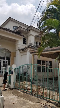 ขายบ้านเดี่ยว 2 ชั้น เนื้อที่ 78 ตร.ว. หมู่บ้านเอกไพลิน เฉลิมพระเกียรติ ร.9 ซอย 45 ประเวศ กรุงเทพมหานคร