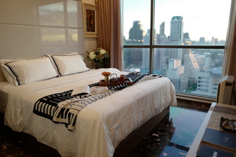 2BR Luxury Condo for Sale Sathorn High Floor River View Near BTS - Best Deal - U5551691