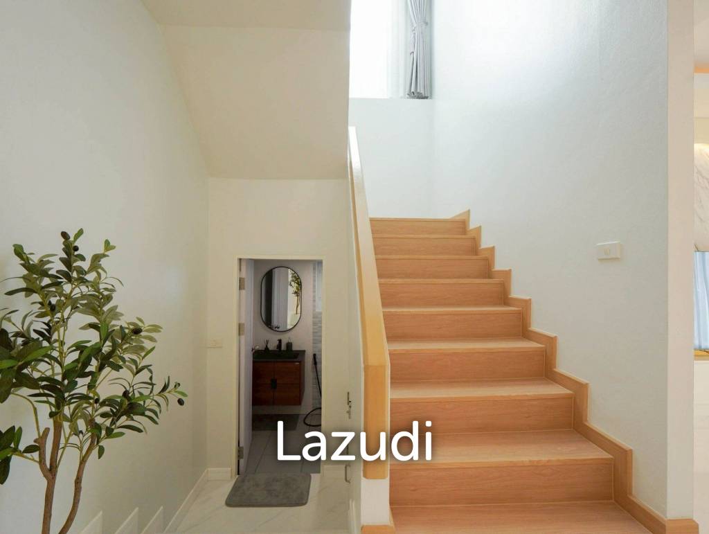 รูป ขายบ้านเดี่ยวแสนอบอุ่นและกว้างขวาง บ้านสวนลลนา พัทยา - รูปที่ 17/30