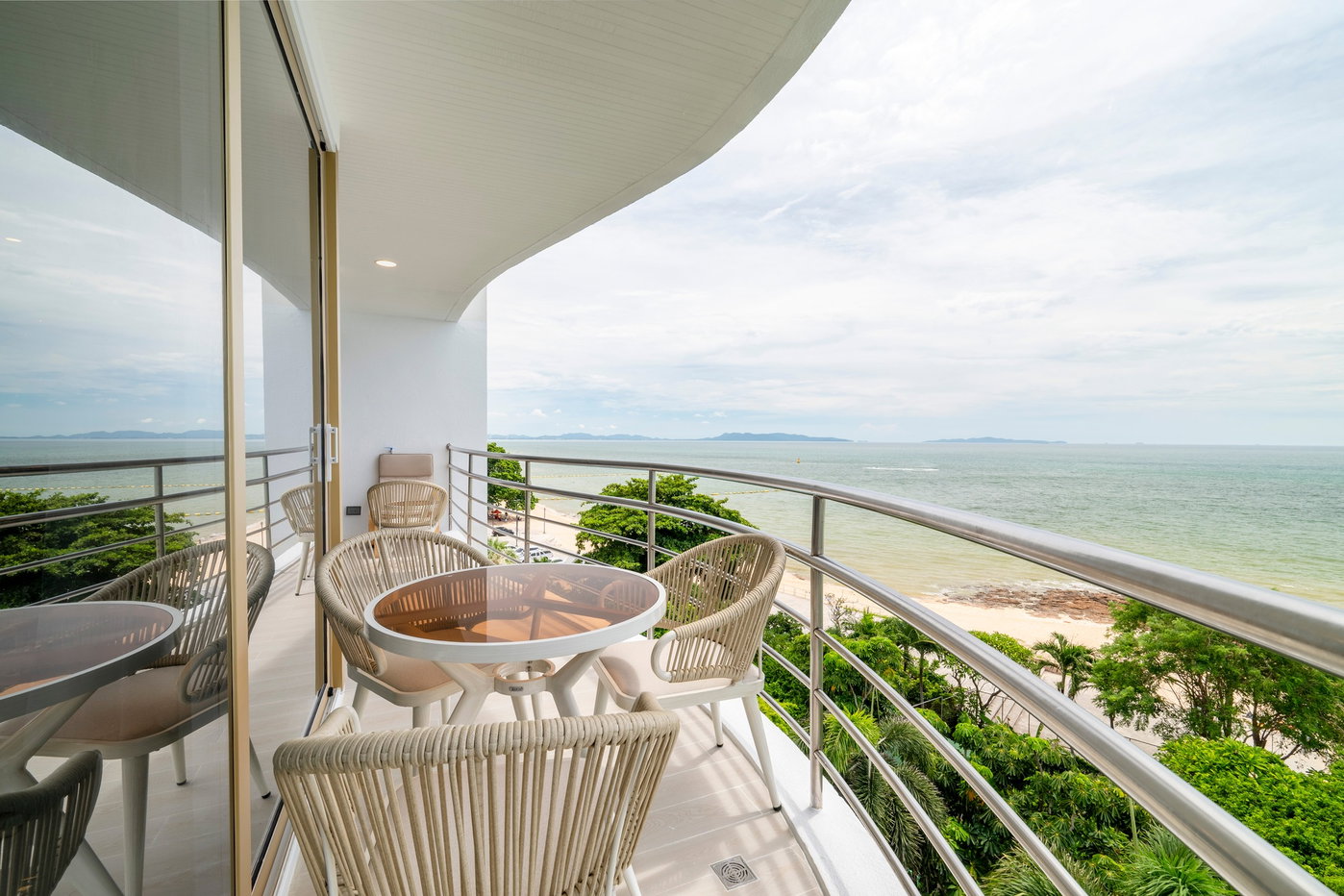 picture Sugar Beach Condominium for Sale Pratumnak Hill Sea View - 19/20