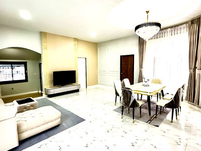 บ้านเดี่ยว พิพิธภัณฑ์ยางพารา  : Corner House for Sale Khao Noi East Pattaya Spacious Plot