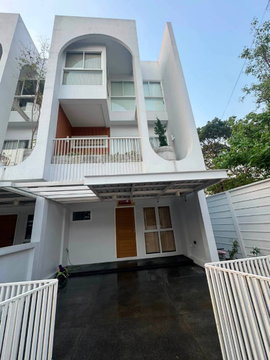 ขายทาวน์โฮม 3 ชั้น โครงการ Monotown 3 เชียงใหม่ ใกล้โรงเรียนนานาชาติ NIS ทำเลดี เดินทางสะดวก (H435) T.0946511456