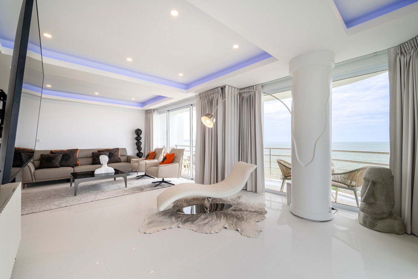 picture Sugar Beach Condominium for Sale Pratumnak Hill Sea View - 7/20