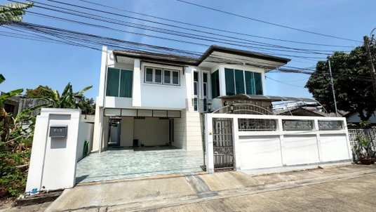 S-NHEP101 ขาย บ้านเดี่ยว หมู่บ้านเคหะนคร 3 พัฒนาการ-ศรีนครินทร์ 2ชั้น 54 ตร.ว พื้นที่ใช้สอย 185 ตร.ม 4 นอน 3 น้ำ 10.5 ล้าน 064-959-8900