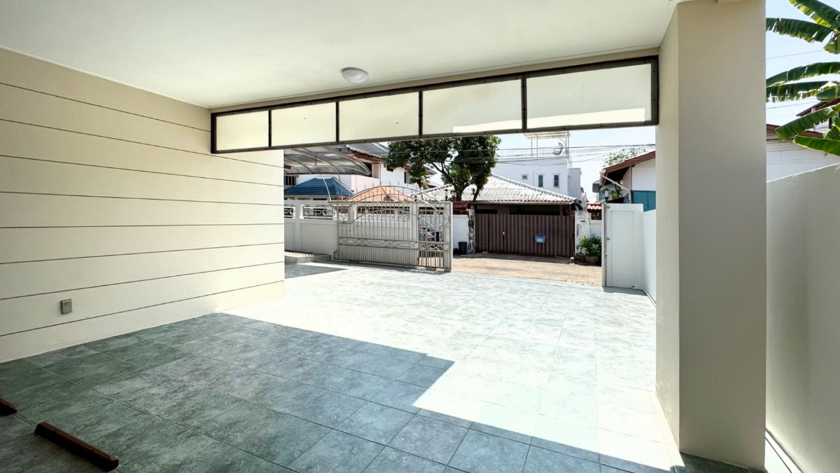 รูป S-NHEP101 ขาย บ้านเดี่ยว หมู่บ้านเคหะนคร 3 พัฒนาการ-ศรีนครินทร์ 2ชั้น 54 ตร.ว พื้นที่ใช้สอย 185 ตร.ม 4 นอน 3 น้ำ 10.5 ล้าน 064-959-8900 - รูปที่ 14/20