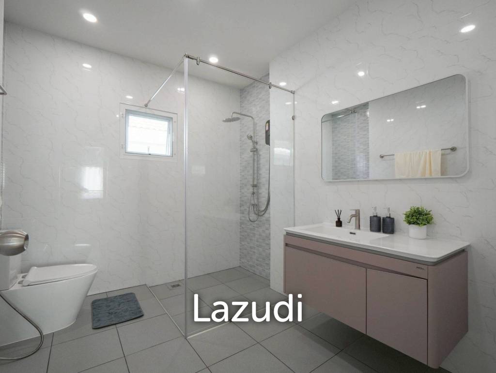 รูป ขายบ้านเดี่ยวแสนอบอุ่นและกว้างขวาง บ้านสวนลลนา พัทยา - รูปที่ 27/30