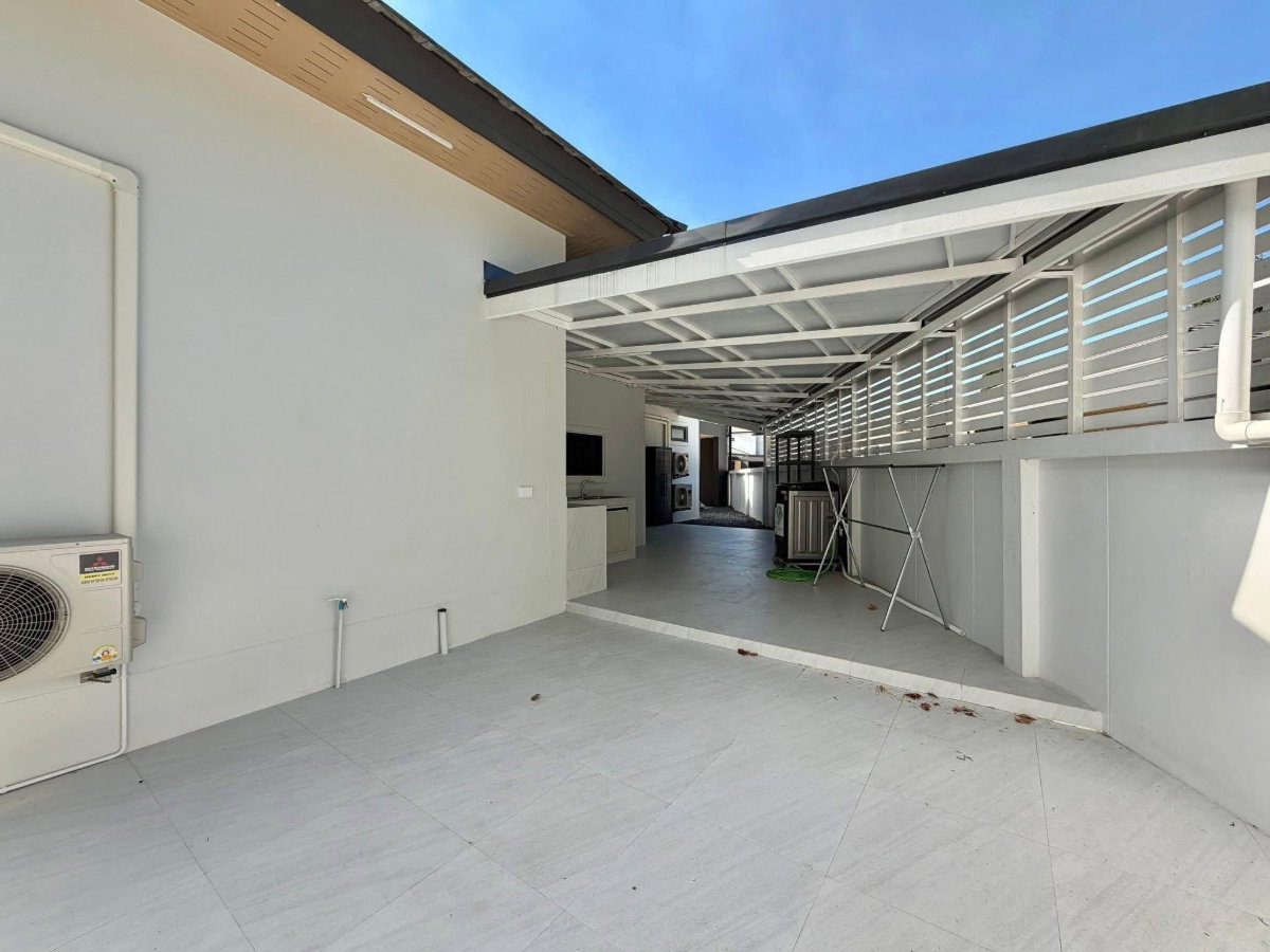 รูป ให้เช่าบ้านเดี่ยวหลังใหญ่ สไตล์โมเดิร์น ซ.หมอย้อย ศรีราชา - รูปที่ 11/21