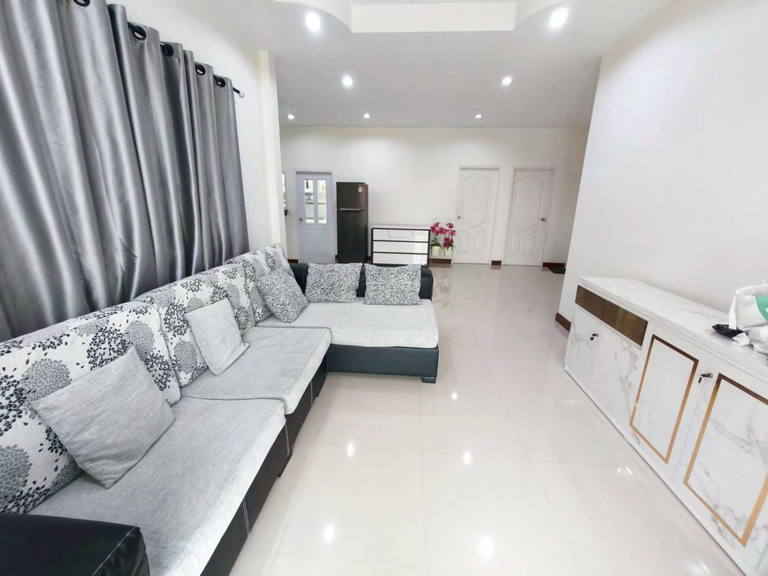 รูป ให้เช่าบ้านเดี่ยวหลังใหญ่ เนื้อที่เยอะ ชากค้อ ศรีราชา - รูปที่ 2/20