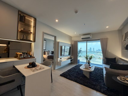 Wan Veyla Na Chaopraya . Ready for you to own a condo next to the Chao Phraya River. Special price.