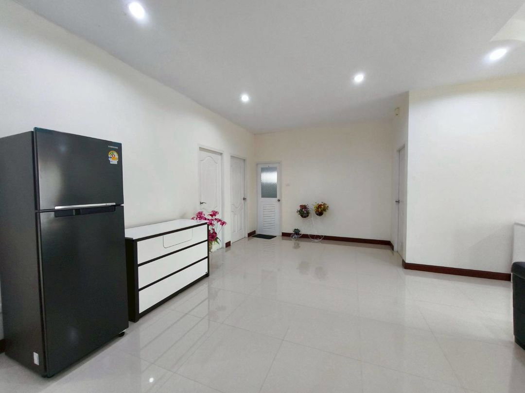 รูป ให้เช่าบ้านเดี่ยวหลังใหญ่ เนื้อที่เยอะ ชากค้อ ศรีราชา - รูปที่ 6/20