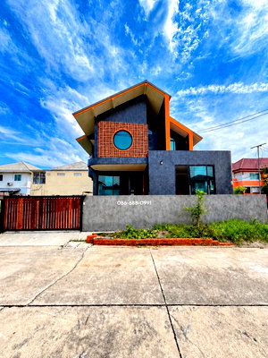 ขายบ้านเดี่ยว : บ้านเดี่ยวสร้างเอง หลังมุม ม.ปรารถนา พาวิลเลี่ยน พระราม 5-นครอินทร์ สวยมากพร้อมอยู่ เนื้อที่ 56.7 ตารางวา พื้นที่ใช้สอย 200 ตารางเมตร