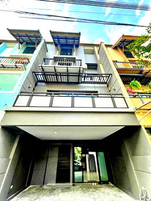 Home office for rent โลตัสเอ็กเพลส(สุทธิสาร) : Hk0021, Home Office for rent and sale 3 Br., Ratchada-Sutthisan