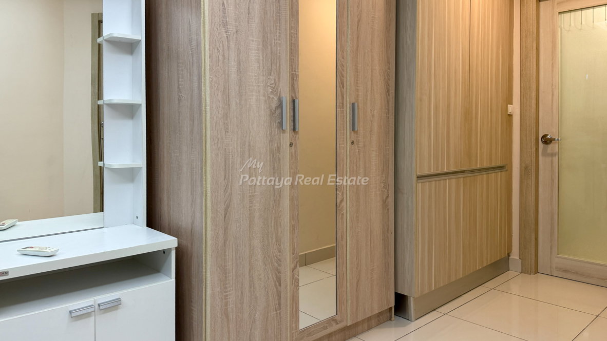 picture 🛏️ 1 Bed - 🛁 1 Bath - 🏙️ Pool View - 🌏 FOREIGN name - 🏢 Laguna Beach Resort Jomtien - Ref: LBRJ33 - 3/23
