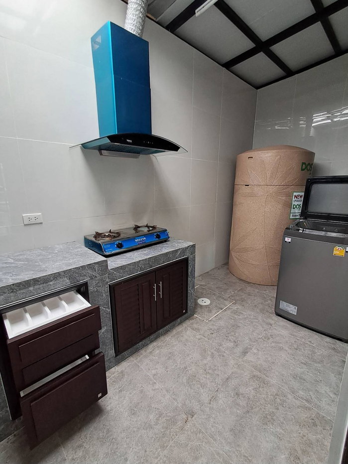 picture Verve Petchkasem 81 (3BR/2BA) Modern Loft Design - 3/13