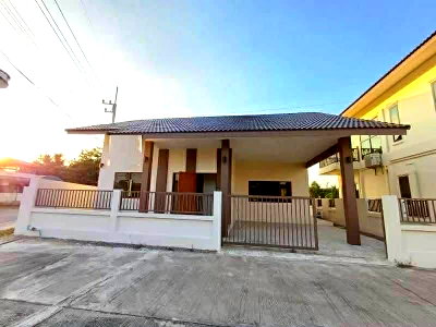 เช่าบ้านเดี่ยว เทศบาลตำบลดอนแก้ว :  ให้เช่าบ้านชั้นเดียว บ้านแหวน – หางดง เชียงใหม่ พื้นที่ใช้สอย 89 ตรม.  3 ห้อง 2ห้องน้ำ