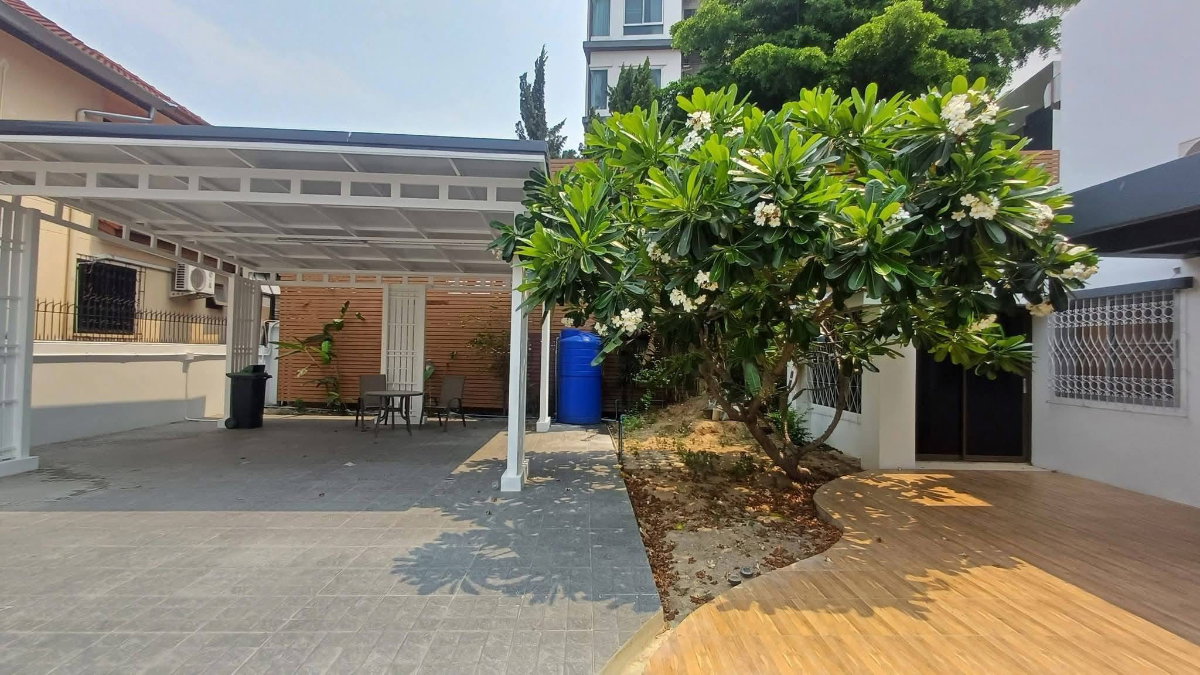 รูป ให้เช่า บ้านเดี่ยวหลังใหญ่ใจกลางเมือง  เชียงใหม่ 6 ห้องนอน | 5ห้องน้ำ - รูปที่ 28/29