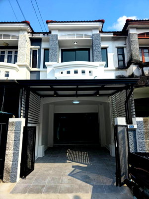 ขายทาวน์โฮม : ขาย!!! ทาวน์เฮ้าส์ หมู่บ้านบุศรินทร์ บางบัวทอง 