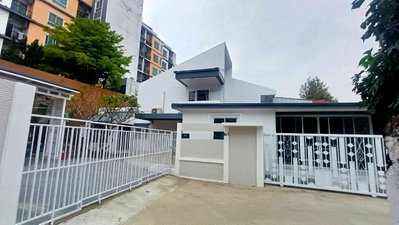 เช่าบ้านเดี่ยว ศาลหลักเมืองจังหวัดเชียงใหม่ : ให้เช่า บ้านเดี่ยวหลังใหญ่ใจกลางเมือง  เชียงใหม่ 6 ห้องนอน | 5ห้องน้ำ