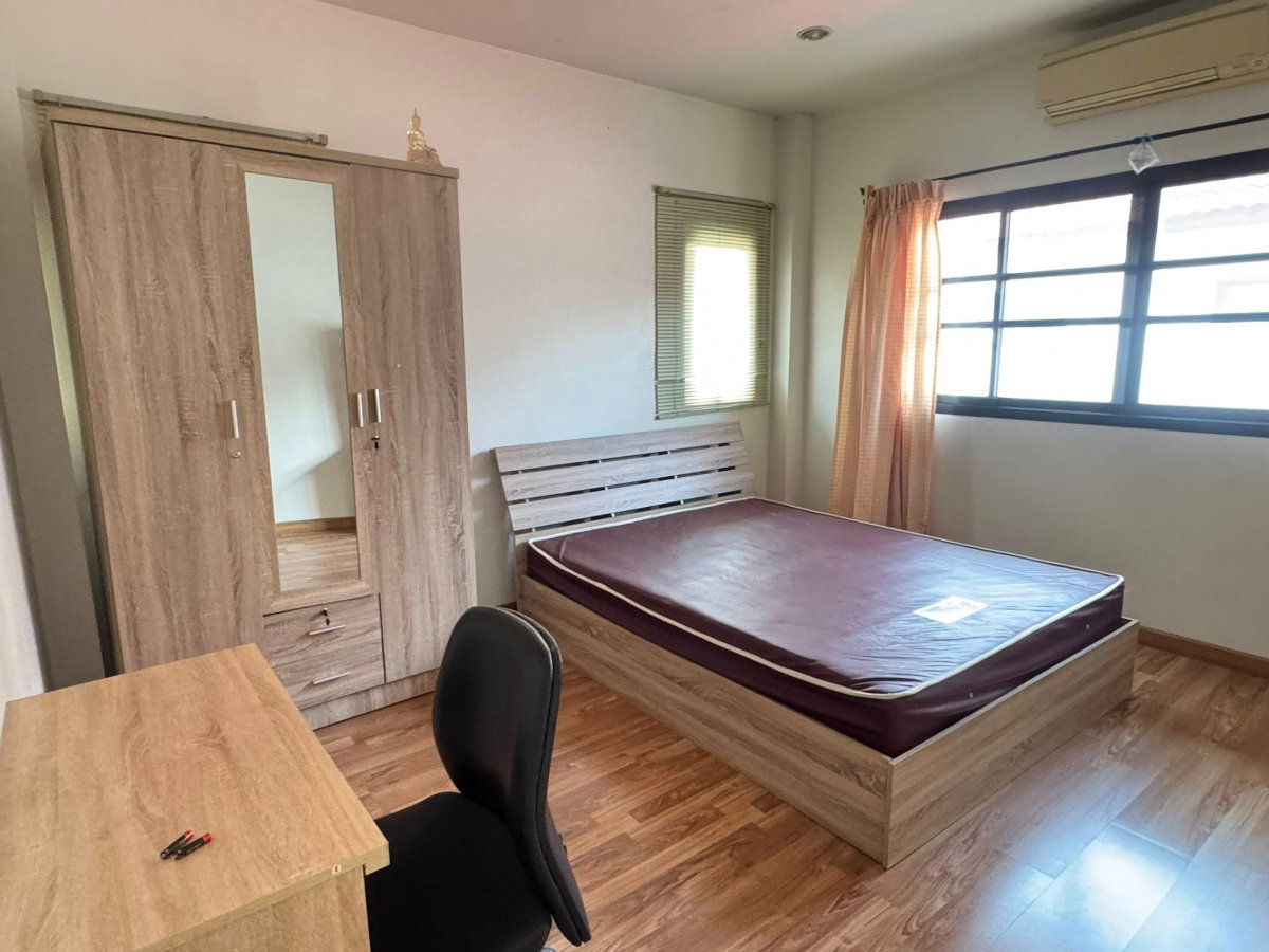 รูป ให้เช่าบ้านเดี่ยวหลังใหญ่ 4 ห้องนอน ม.ธารดารา ศรีราชา - รูปที่ 14/19