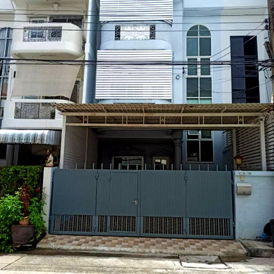 ทาวน์โฮม MRT ลาดพร้าว 71 : ขายทาวน์โฮม 3 ชั้น หมู่บ้าน 84 แมนชั่น ลาดพร้าว ประดิษฐ์มนูธรรม เลียบด่วนรามอินทรา