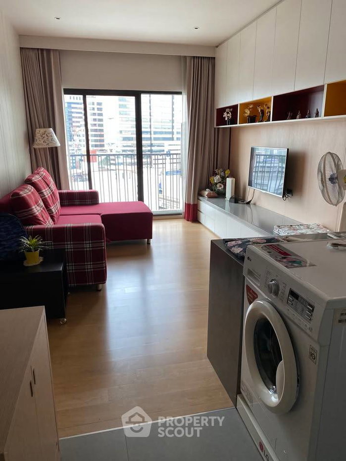 รูป 200 เมตรถึง BTS อารีย์ | 1 ห้องนอน Noble Reform Aree (ID 2854371) - รูปที่ 3/10