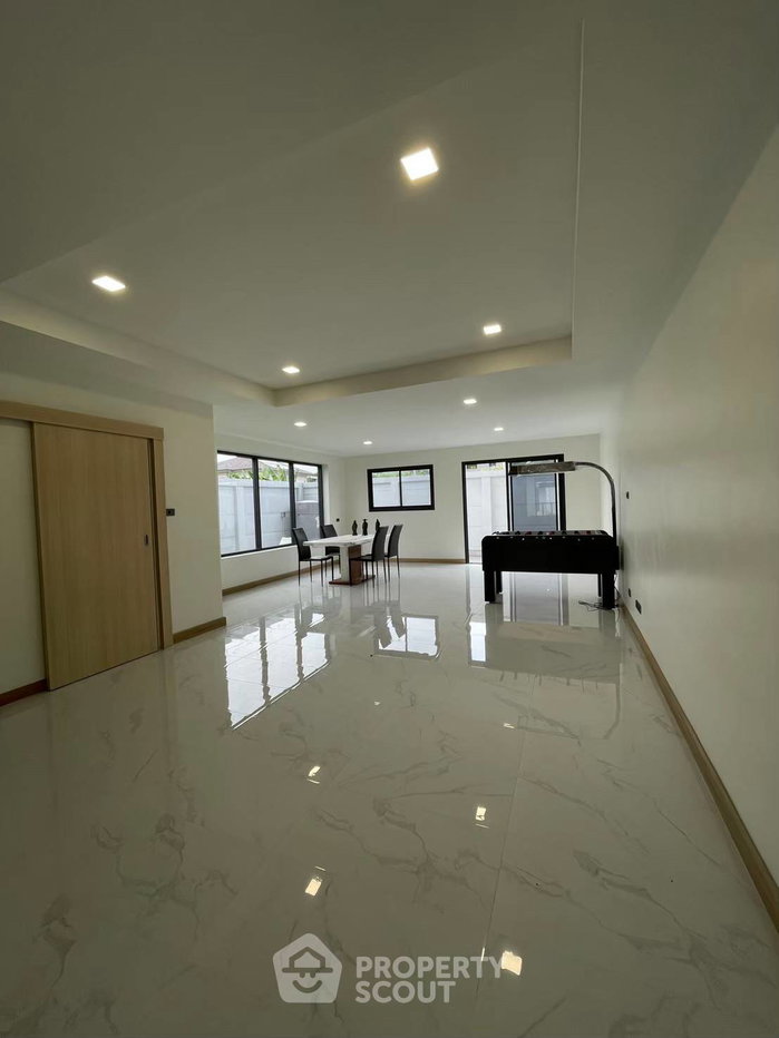 รูป คอนโด 3 ห้องนอน The Harmony รามอินทรา ใกล้แหล่งชุมชน รับสัตว์เลี้ยง (ID 2839108) - รูปที่ 10/13